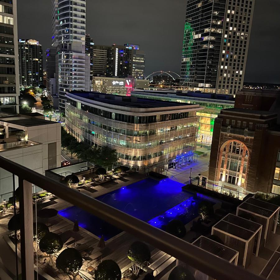 Downtown Dallas Apt With View Walking Distance To Aac With Free Parking Pool Wifi エクステリア 写真