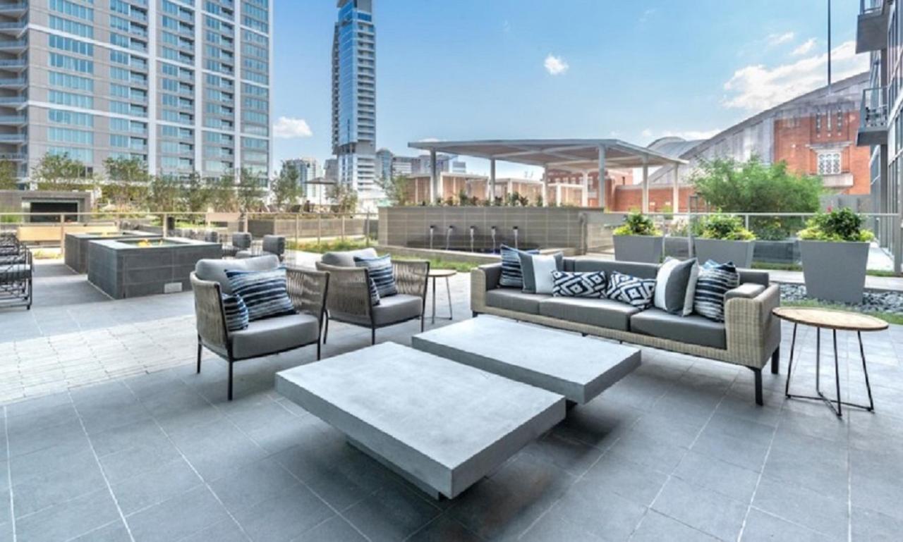 Downtown Dallas Apt With View Walking Distance To Aac With Free Parking Pool Wifi エクステリア 写真